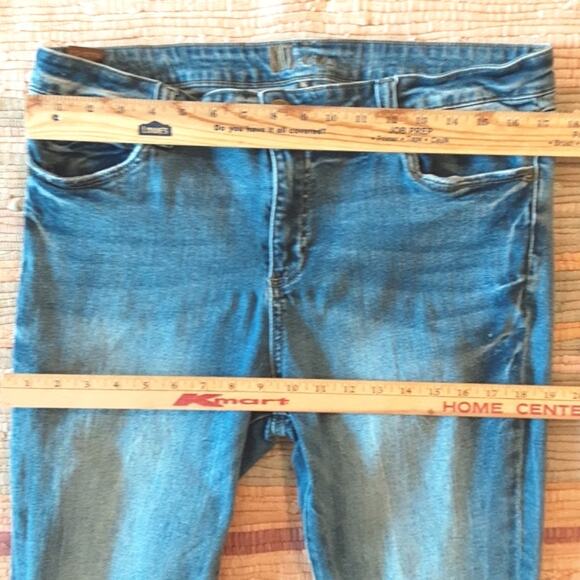 Kut from the Kloth Raw Ankle Straight Leg Distressed Knee Blue Jeans 16 EUC - Picture 11 of 11